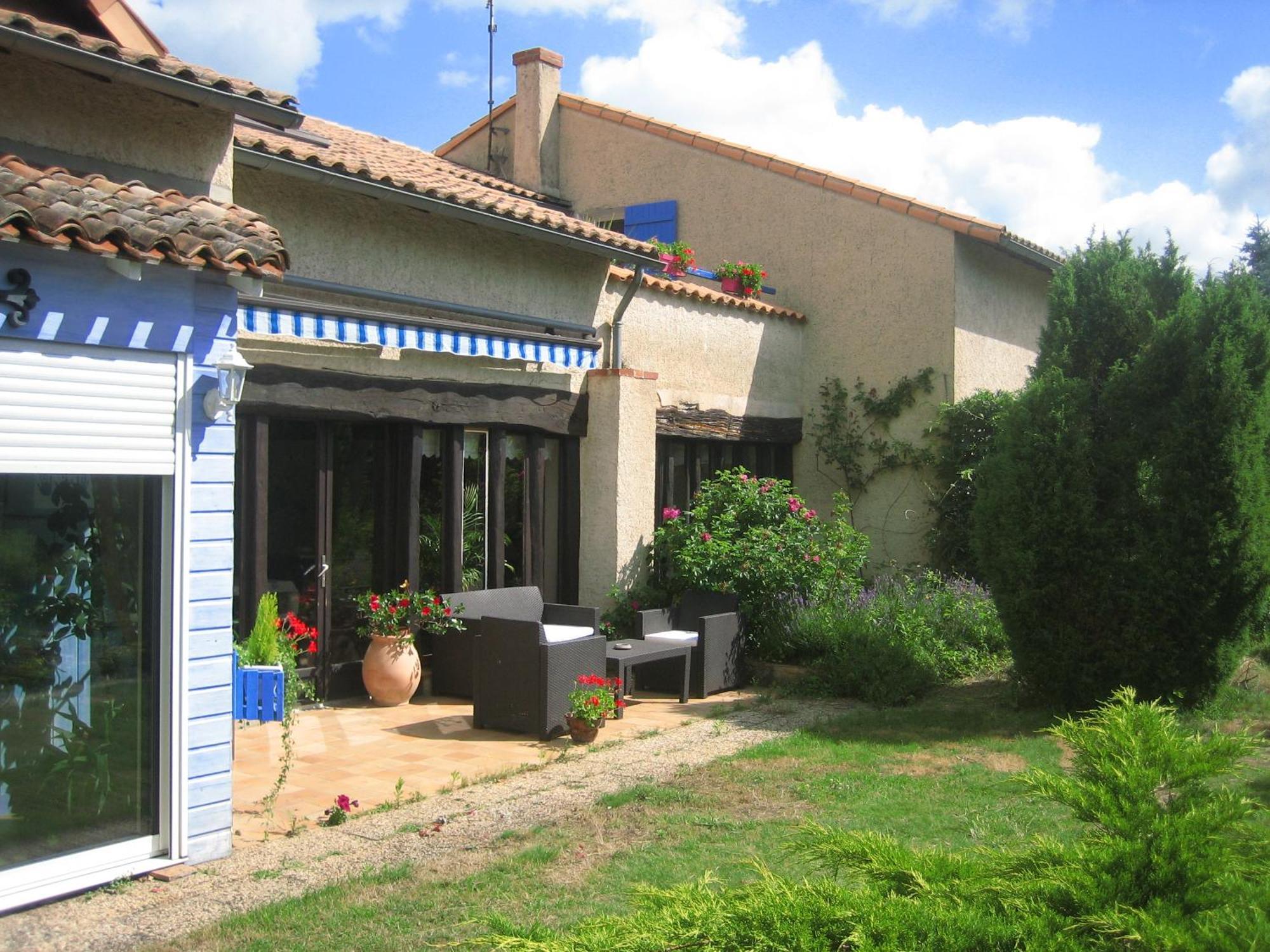 Bonneuil-Matours Les Pierres Blanches B&B 외부 사진